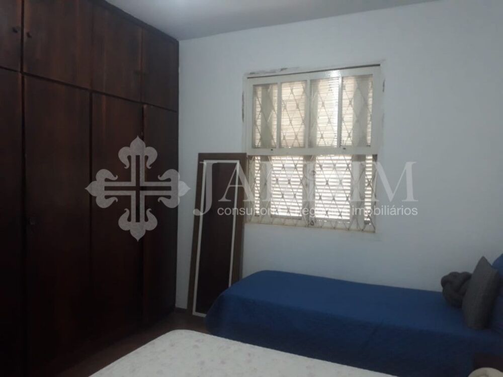 Casa à venda com 2 quartos, 92m² - Foto 1