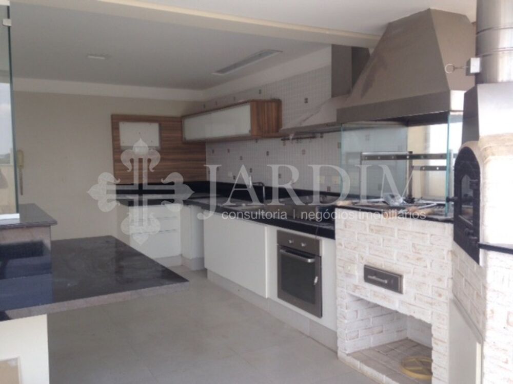 Cobertura, 3 quartos, 227 m² - Foto 2