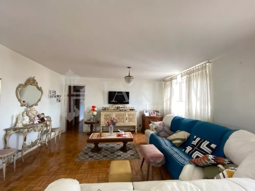 Apartamento à venda com 3 quartos, 150m² - Foto 3