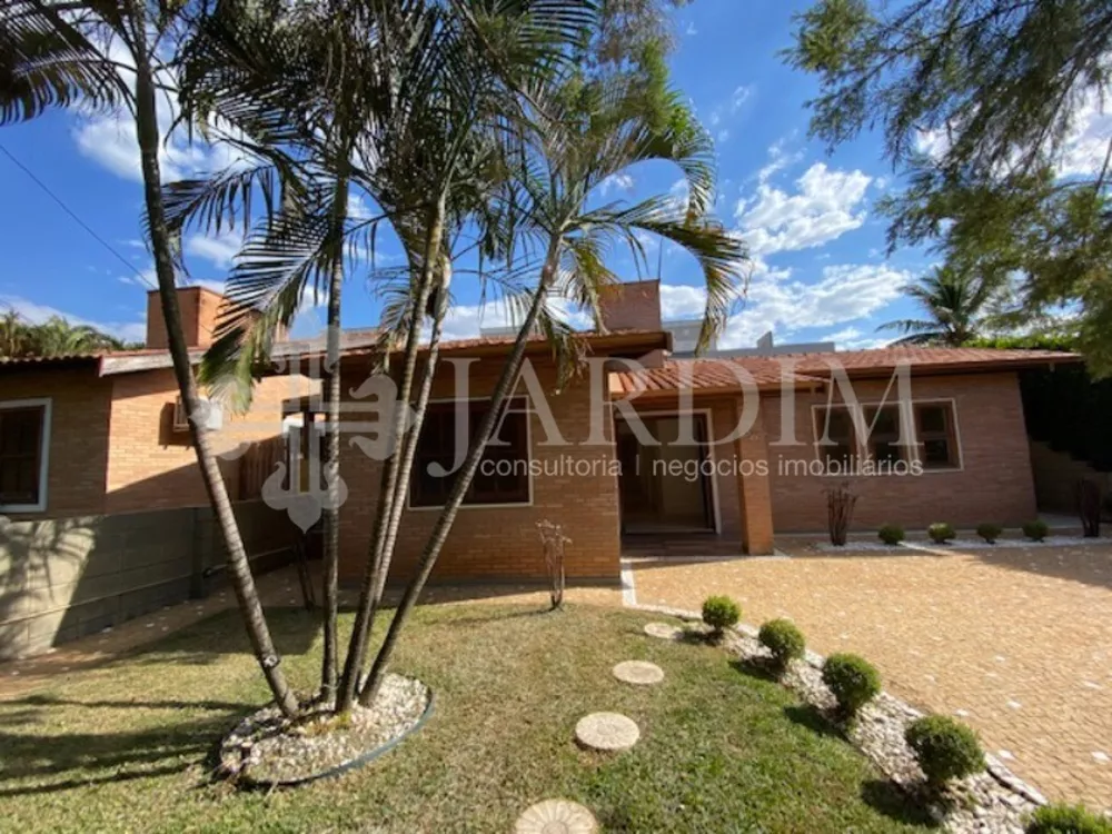 Casa de Condomínio à venda com 3 quartos, 440m² - Foto 3