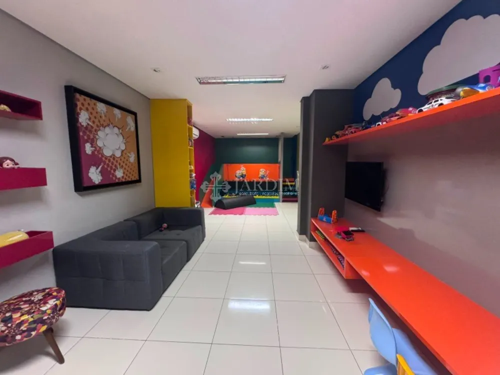 Apartamento, 3 quartos, 140 m² - Foto 4