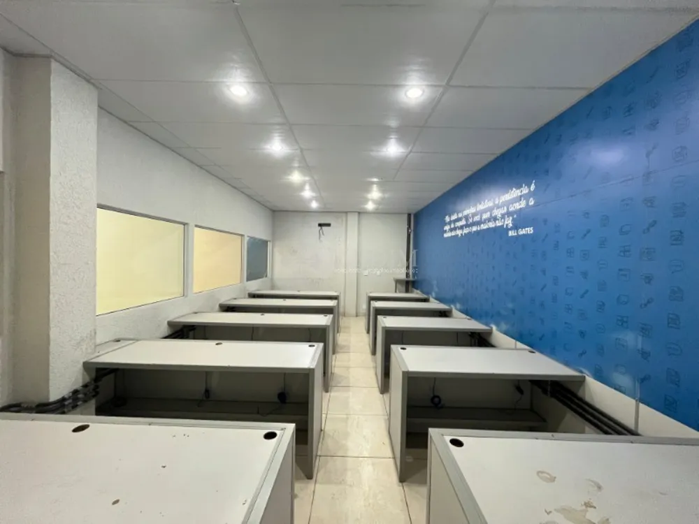 Prédio Inteiro - Foto 11