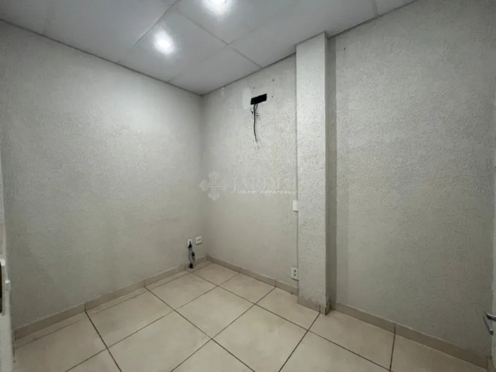 Prédio Inteiro - Foto 16