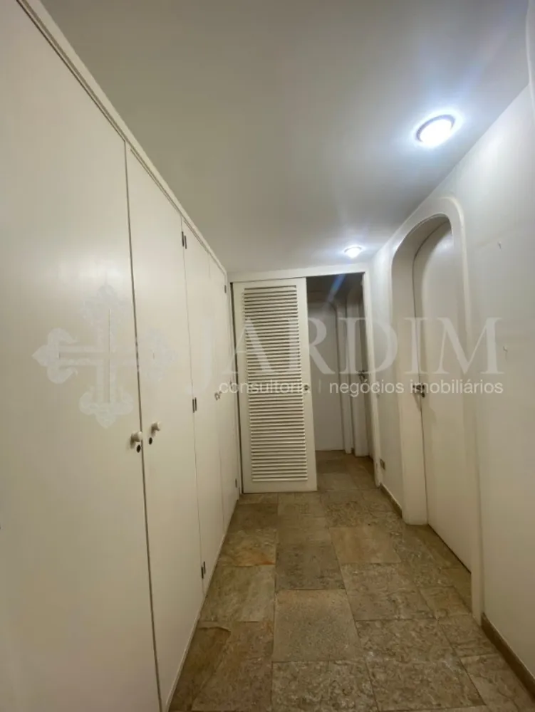 Apartamento, 4 quartos, 239 m² - Foto 12
