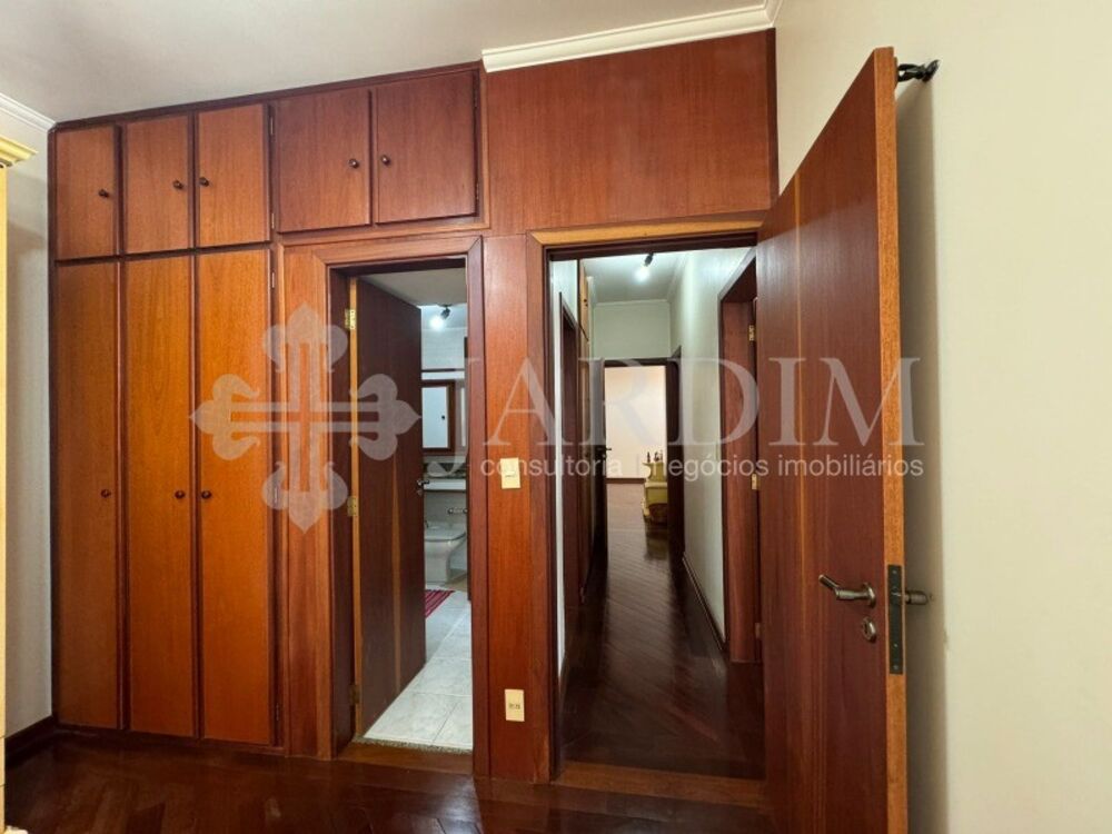 Apartamento à venda com 3 quartos, 132m² - Foto 8