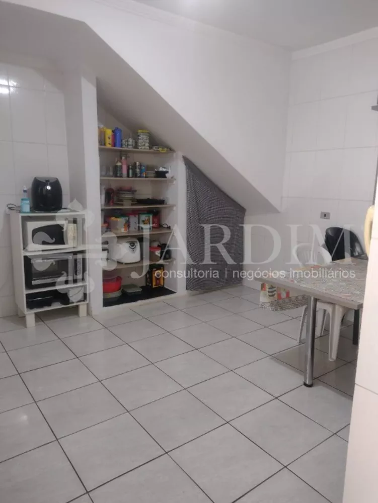 Sobrado à venda com 2 quartos, 125m² - Foto 3