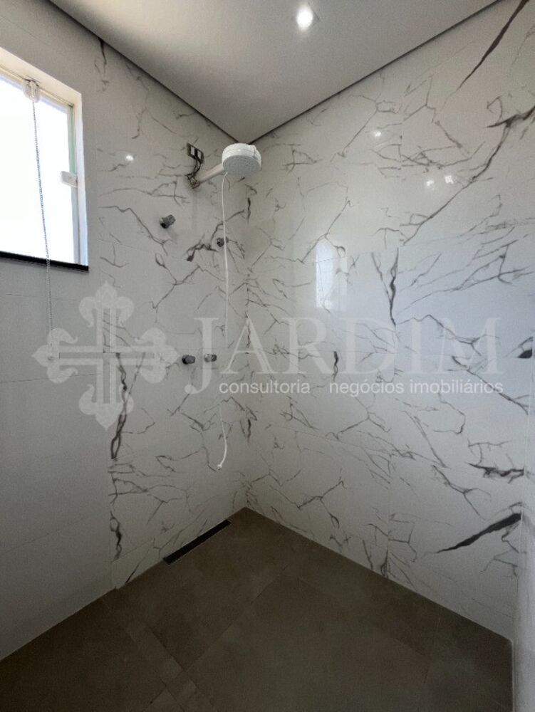 Casa de Condomínio à venda com 3 quartos, 286m² - Foto 3