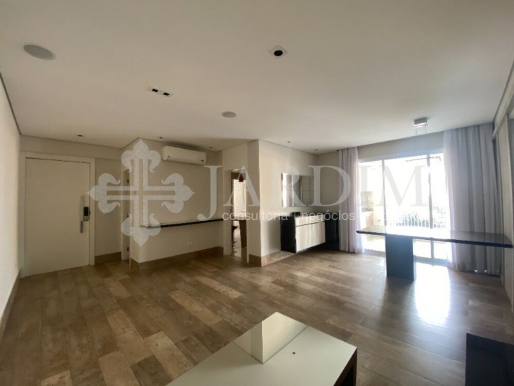 Apartamento à venda com 3 quartos, 131m² - Foto 3
