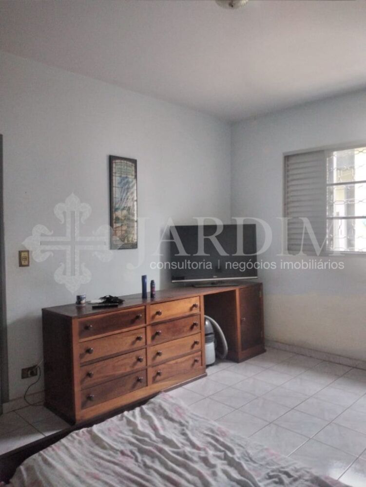 Casa à venda com 3 quartos, 382m² - Foto 3