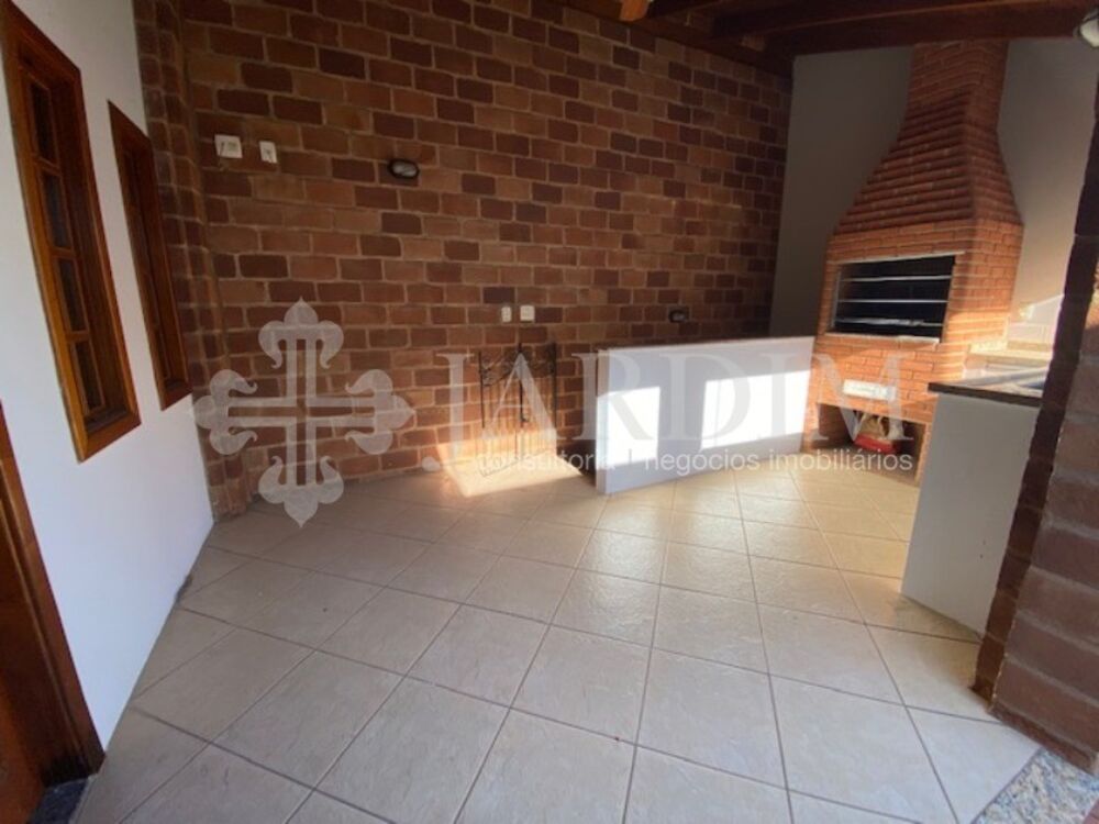 Casa à venda com 3 quartos, 257m² - Foto 6