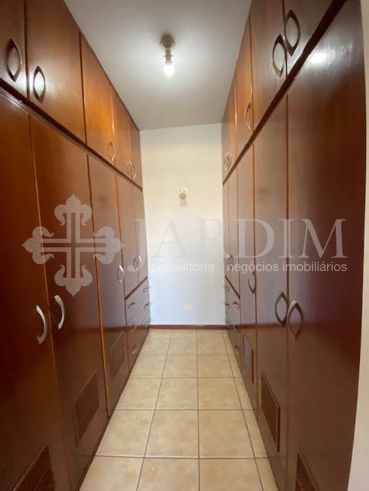 Casa à venda com 3 quartos, 257m² - Foto 18