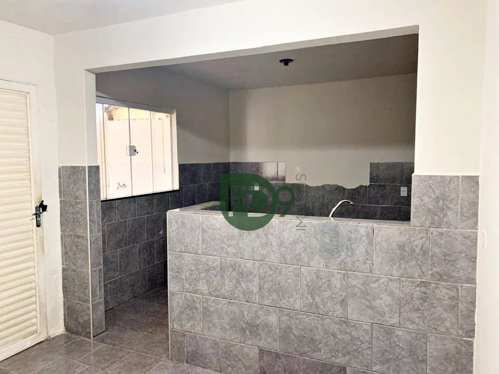 Casa à venda com 3 quartos, 180m² - Foto 8