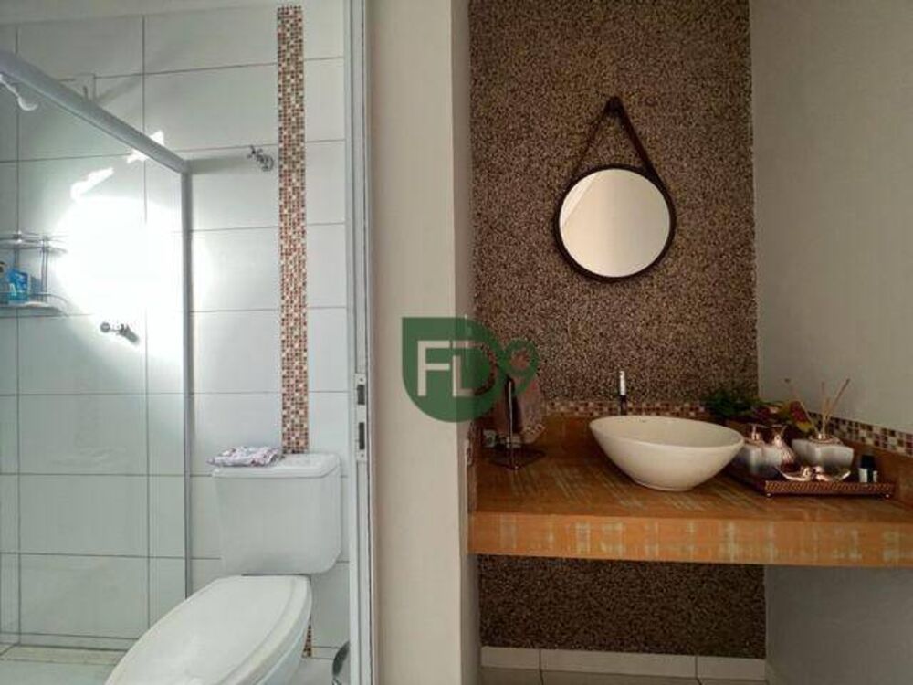 Casa, 3 quartos, 202 m² - Foto 2