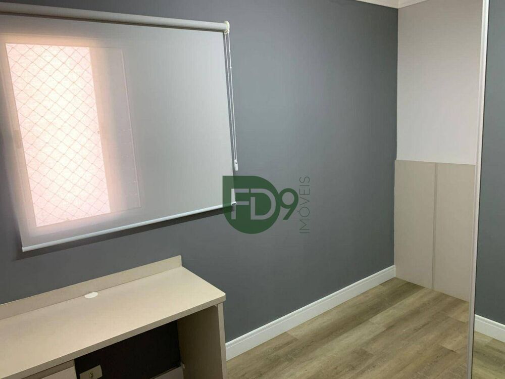 Apartamento à venda com 2 quartos, 67m² - Foto 4