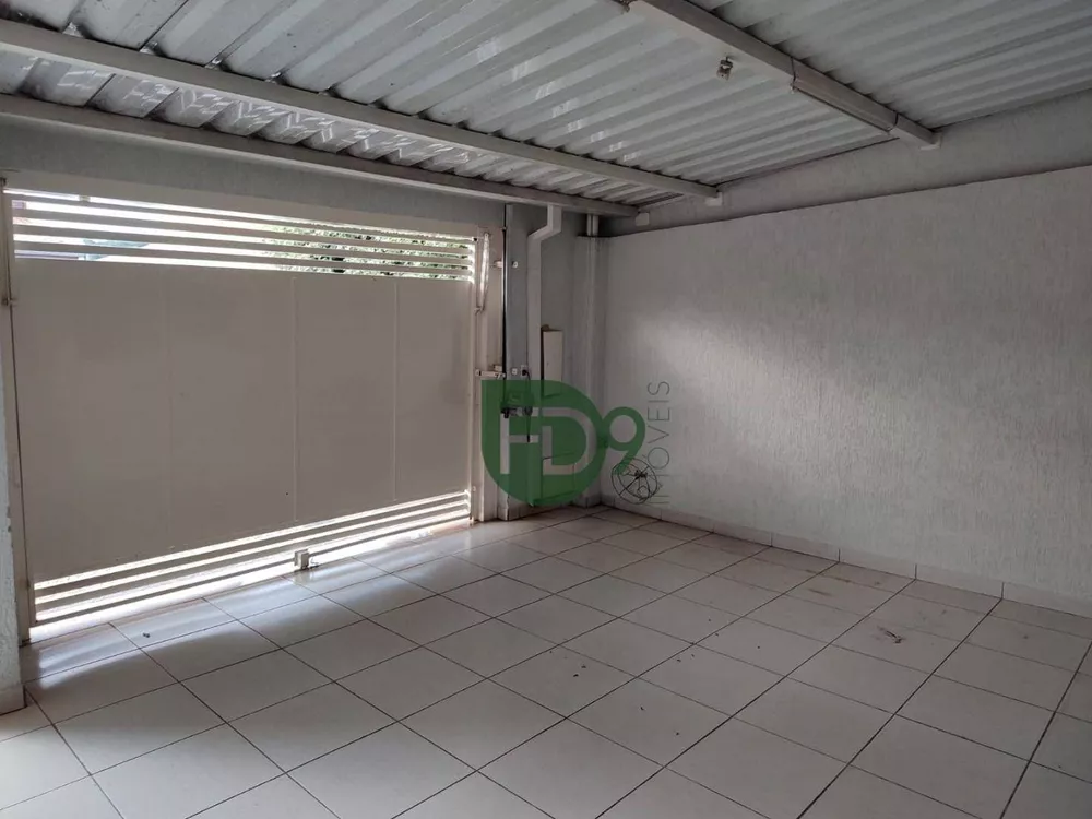 Casa à venda com 3 quartos, 155m² - Foto 2