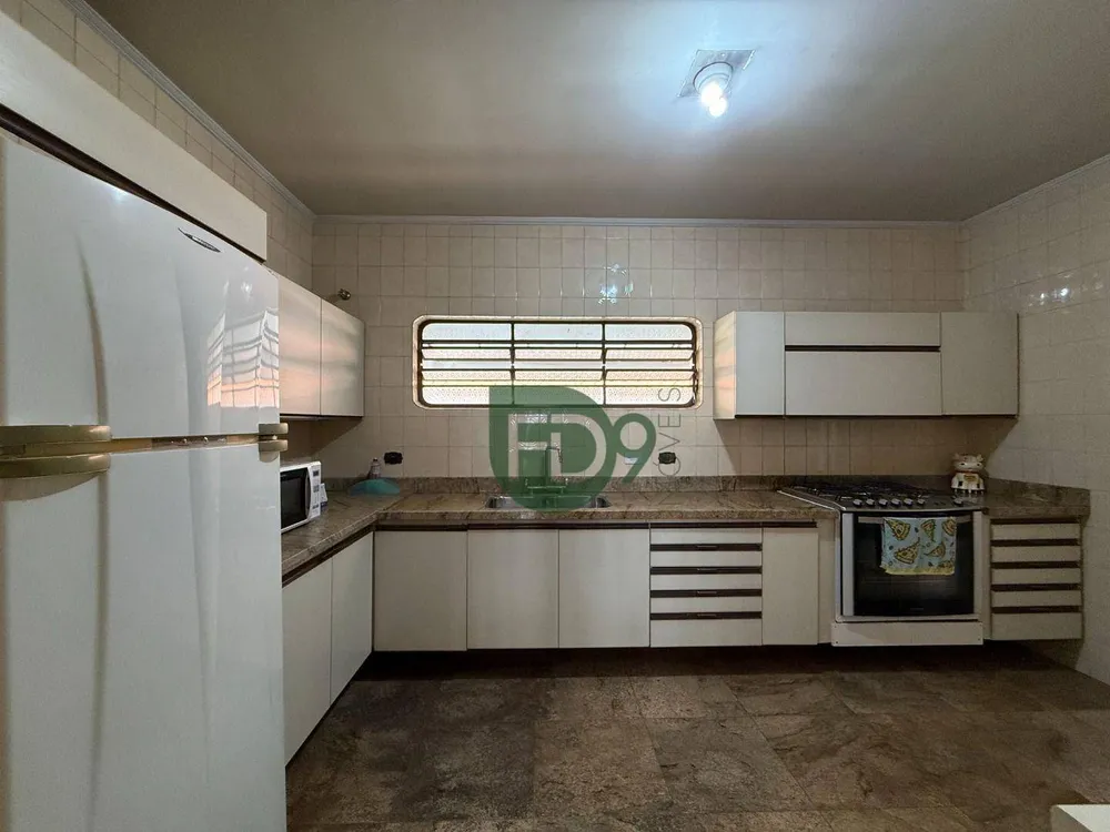 Casa, 3 quartos, 332 m² - Foto 4