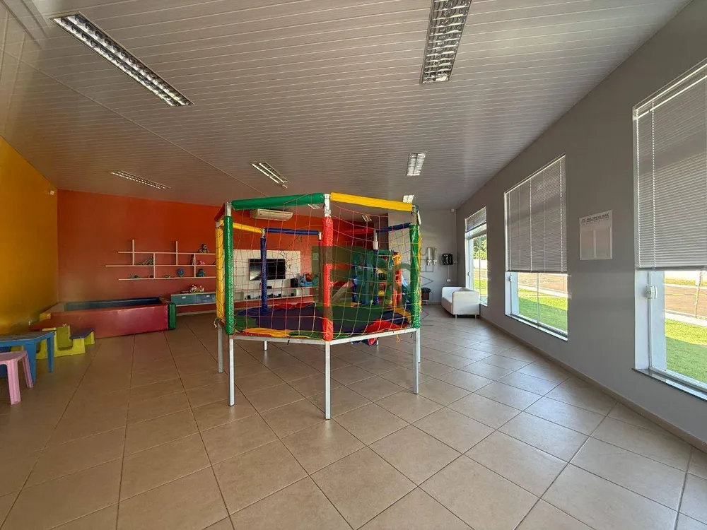 Loteamento e Condomínio, 450 m² - Foto 1