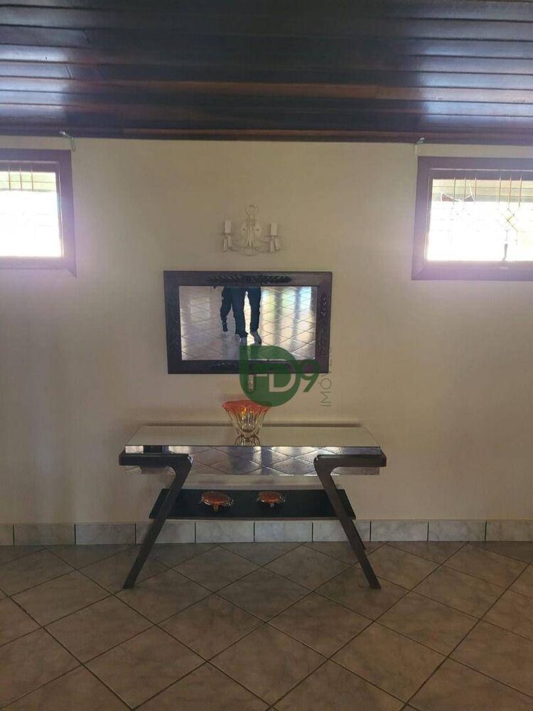 Chácara, 5 quartos, 2853 m² - Foto 2