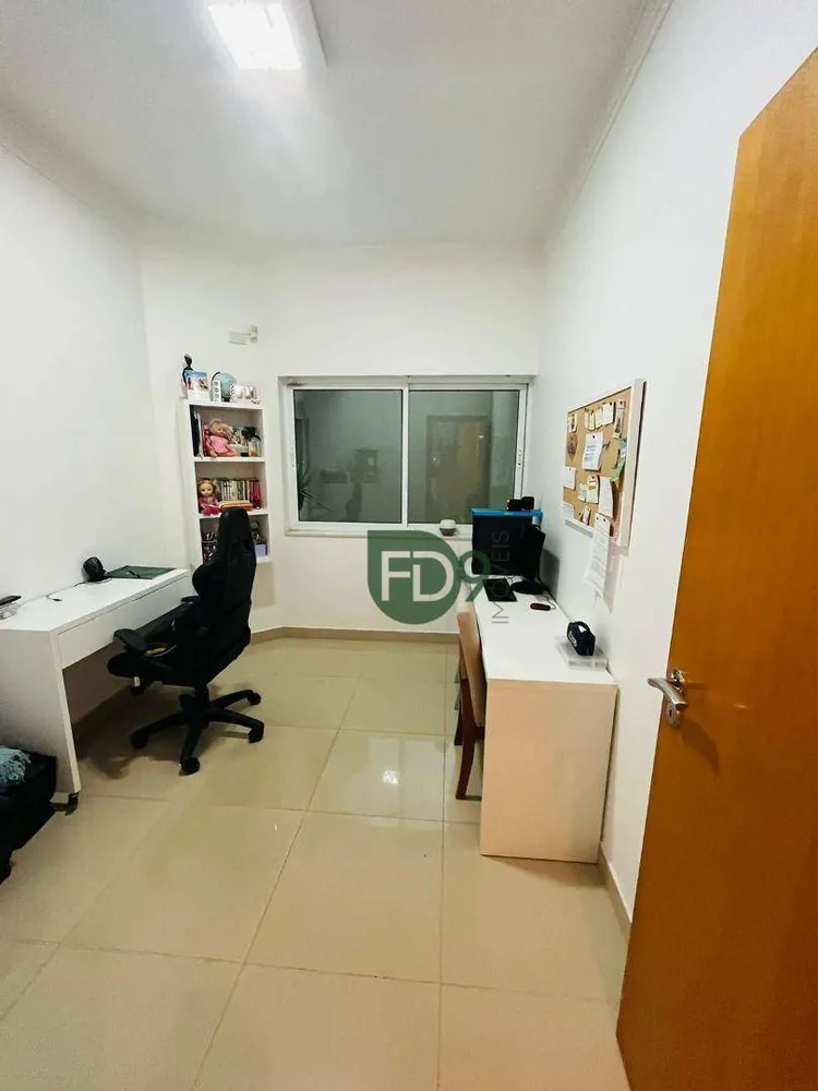 Casa, 3 quartos, 188 m² - Foto 4