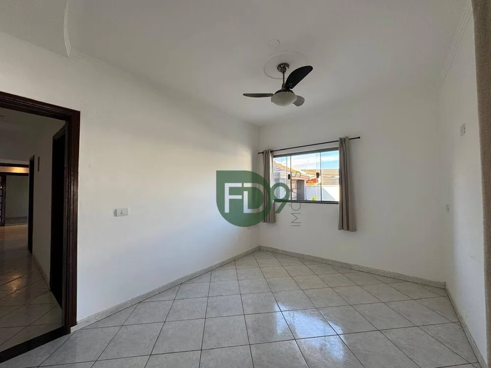 Casa, 3 quartos, 181 m² - Foto 3