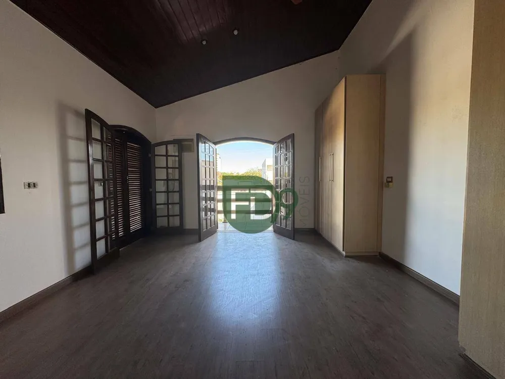 Casa, 3 quartos, 181 m² - Foto 2