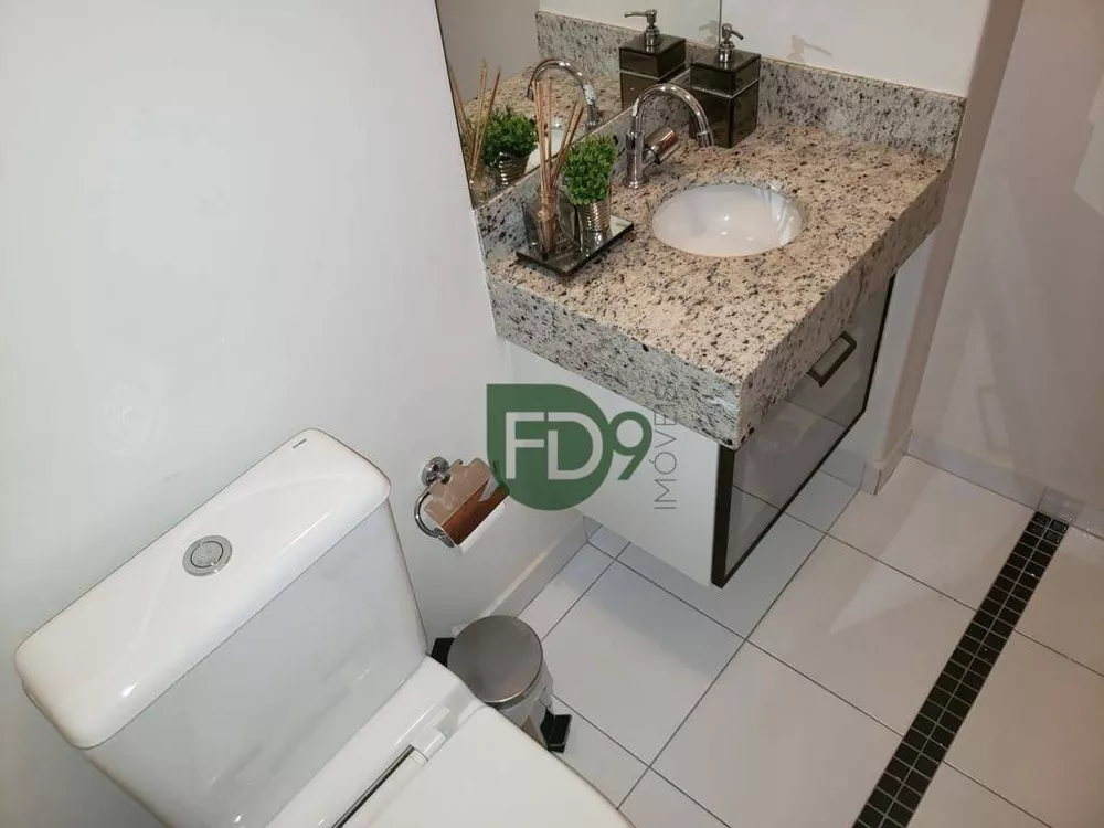 Apartamento à venda com 3 quartos, 157m² - Foto 3