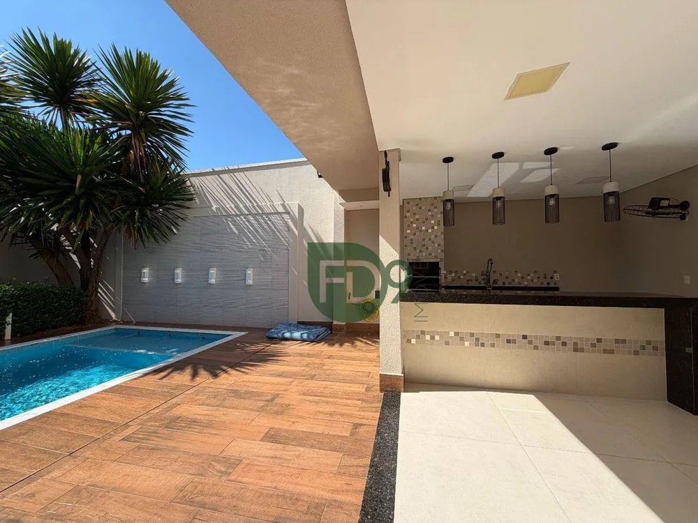 Casa, 3 quartos, 184 m² - Foto 2