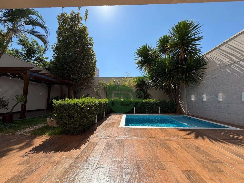 Casa, 3 quartos, 184 m² - Foto 3