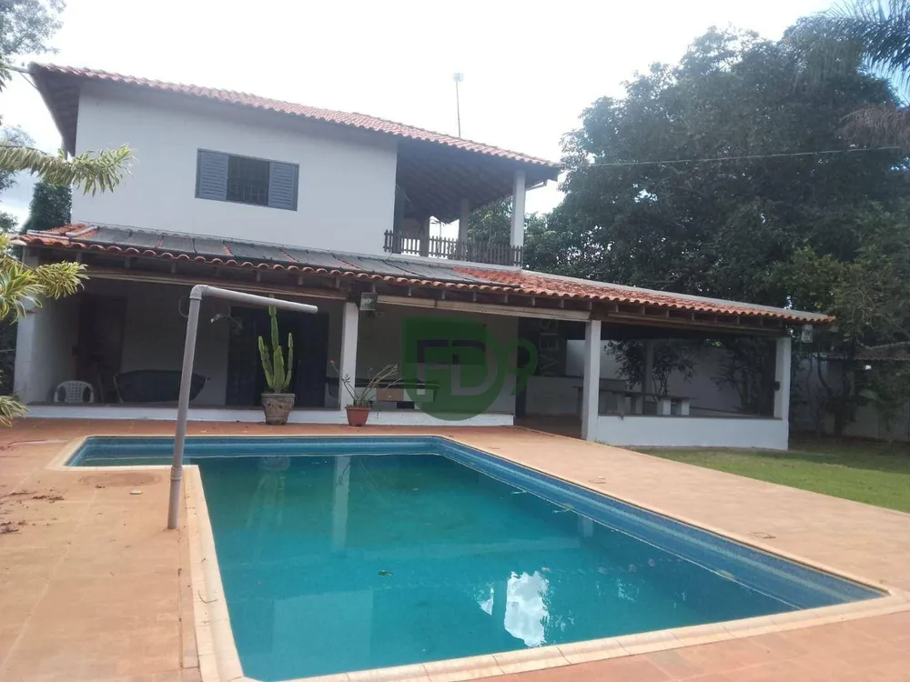 Chácara, 4 quartos, 1000 m² - Foto 1