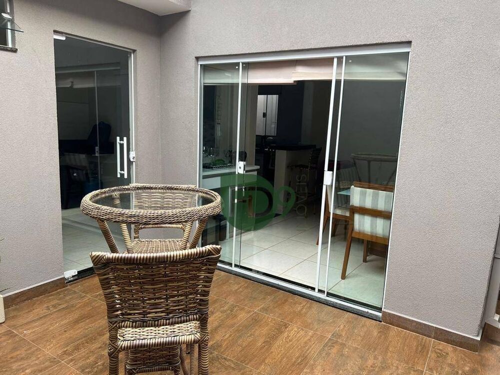 Casa, 2 quartos, 171 m² - Foto 4