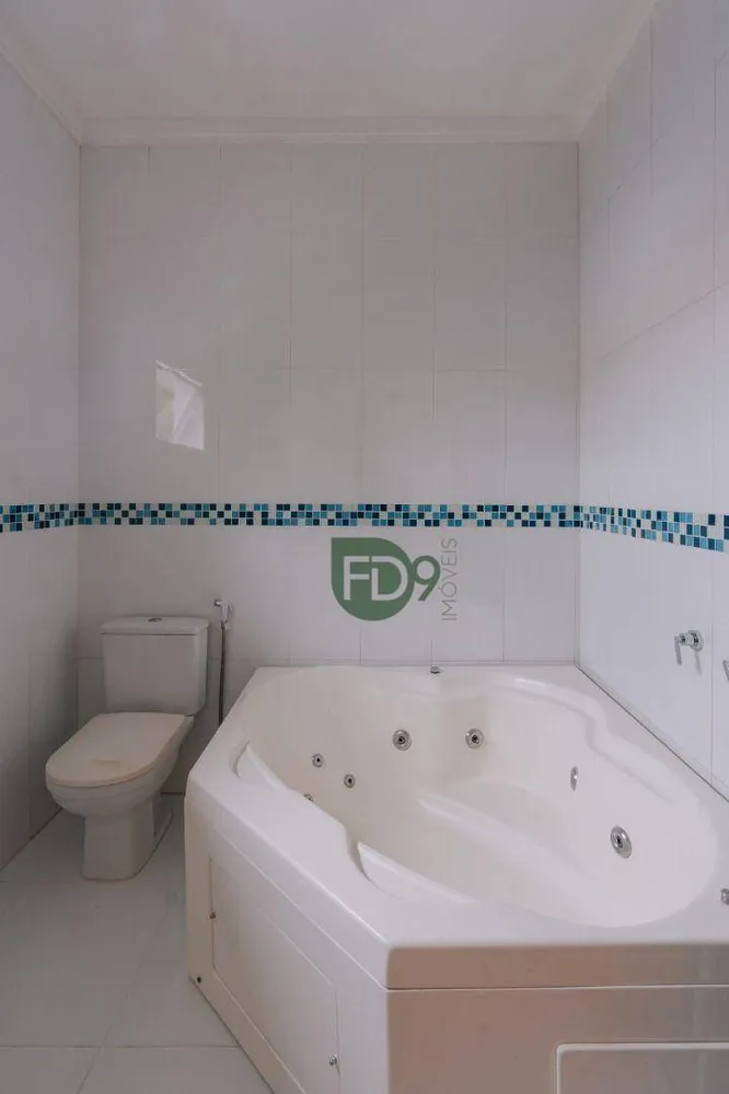 Casa, 3 quartos, 313 m² - Foto 1