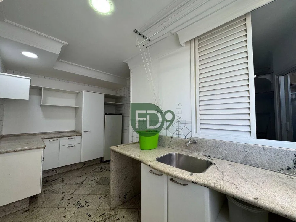 Apartamento, 3 quartos, 250 m² - Foto 4
