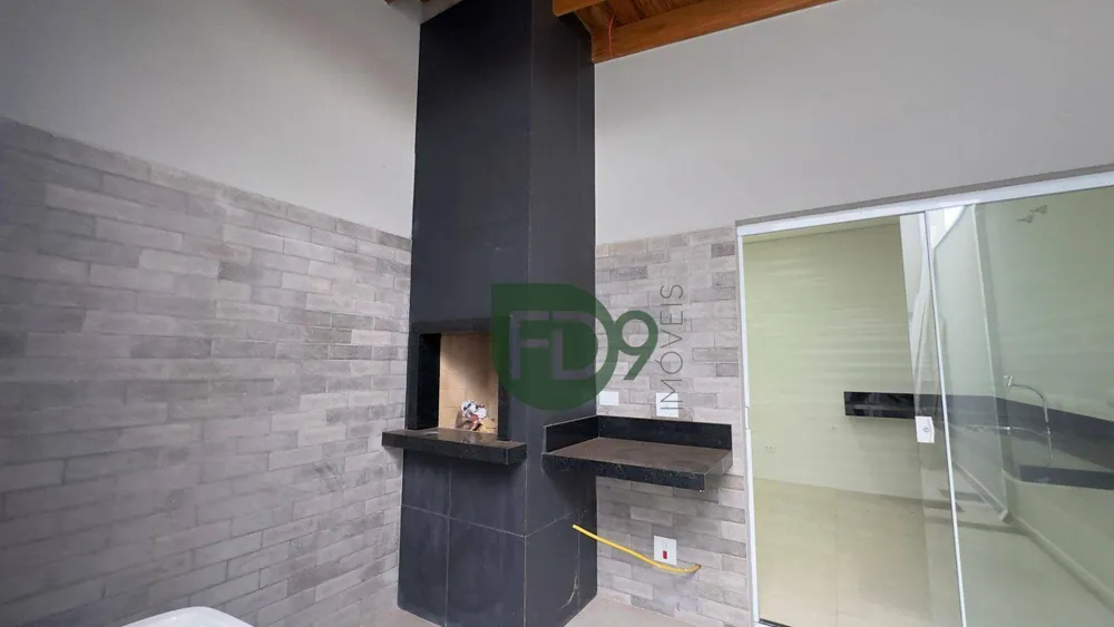Casa, 3 quartos, 132 m² - Foto 2