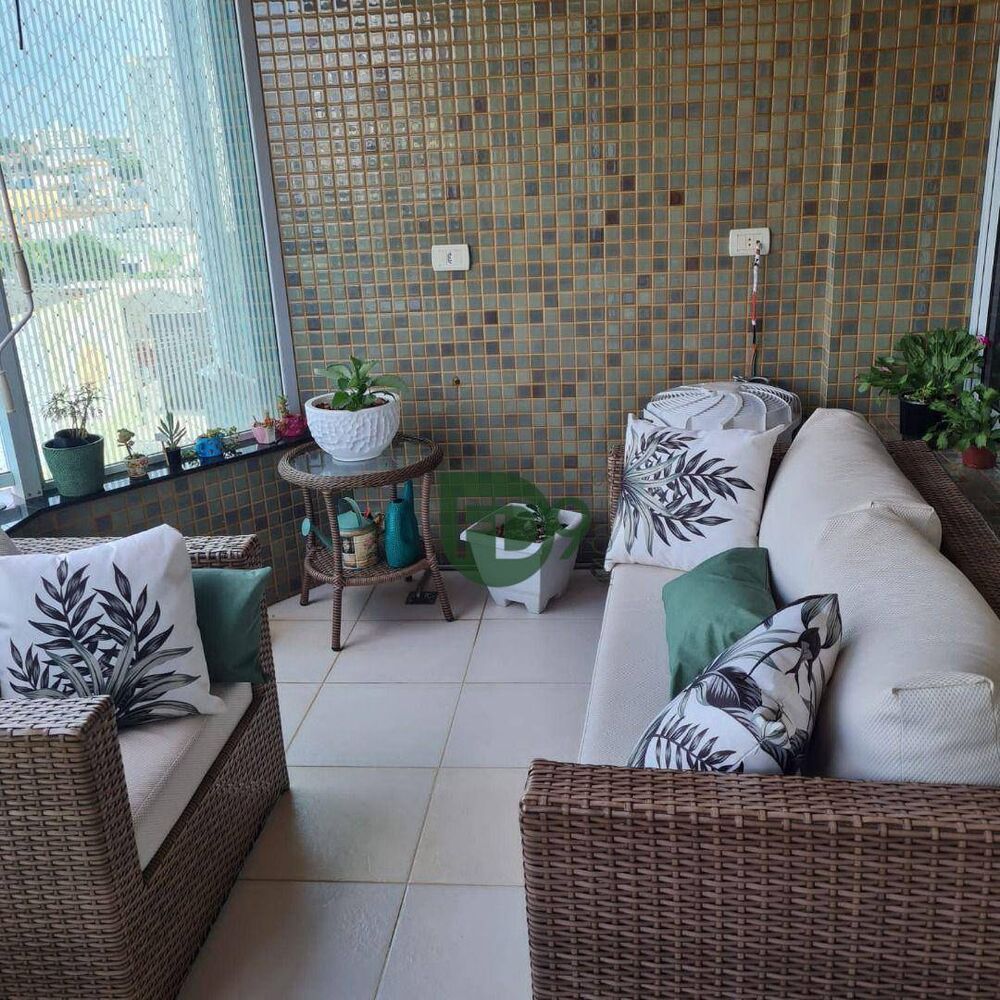 Apartamento, 3 quartos, 156 m² - Foto 1