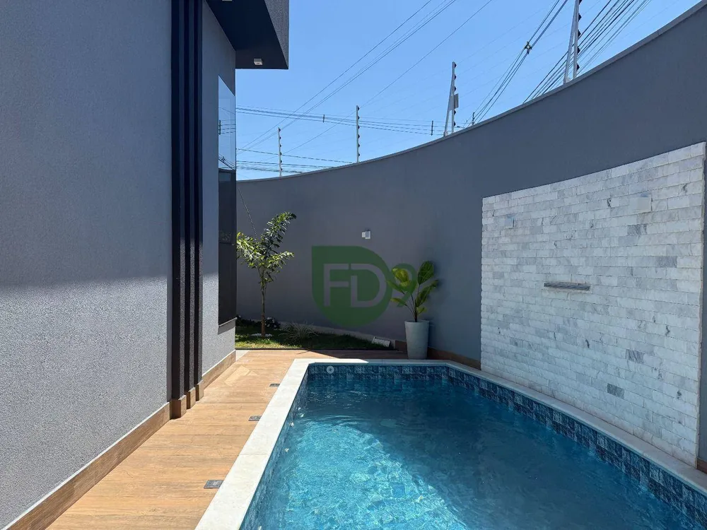 Casa, 3 quartos, 137 m² - Foto 1
