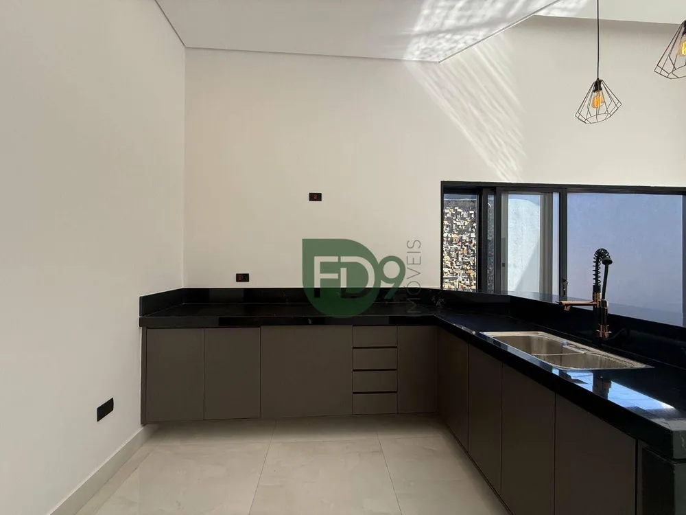 Casa, 3 quartos, 174 m² - Foto 2