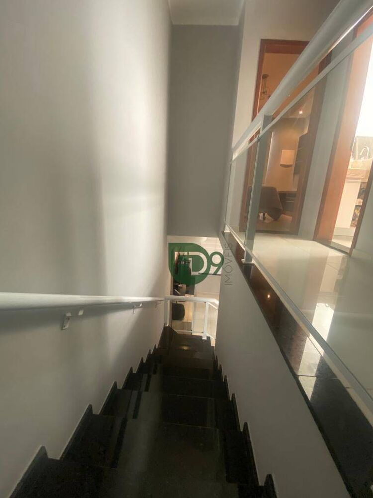 Casa à venda com 3 quartos, 99m² - Foto 7