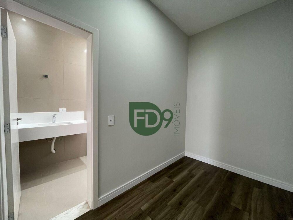 Casa de Condomínio à venda com 5 quartos, 425m² - Foto 7