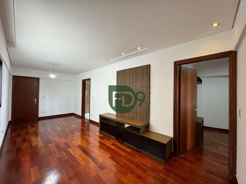 Apartamento, 3 quartos, 130 m² - Foto 2