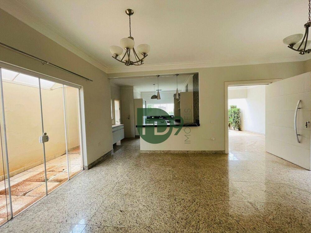 Casa, 3 quartos, 257 m² - Foto 3