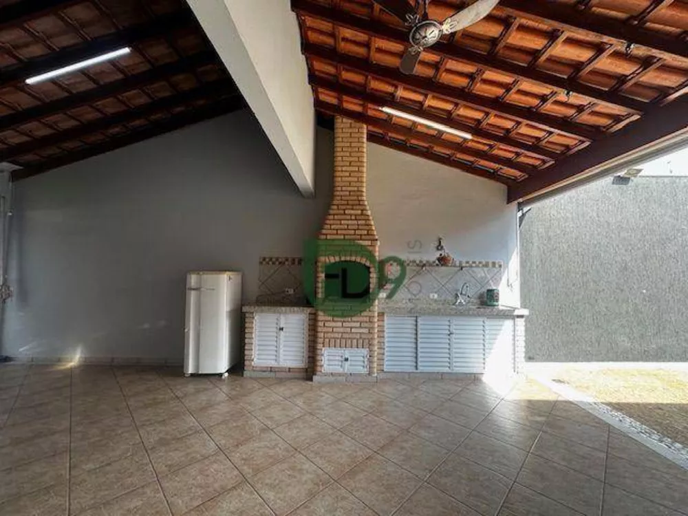 Casa à venda com 3 quartos, 157m² - Foto 4