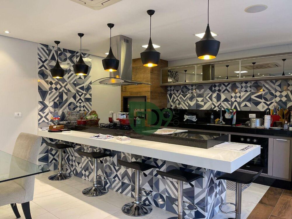 Casa, 3 quartos, 289 m² - Foto 7