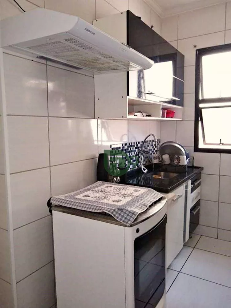 Apartamento à venda com 2 quartos, 72m² - Foto 4