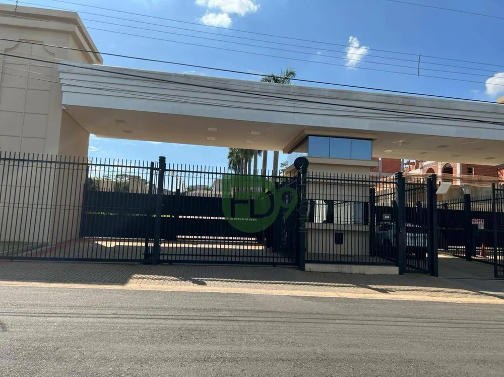 Loteamento e Condomínio, 1000 m² - Foto 1