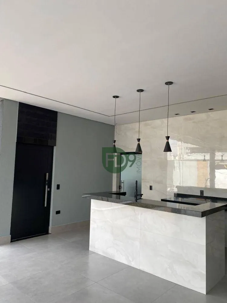 Casa, 3 quartos, 180 m² - Foto 1