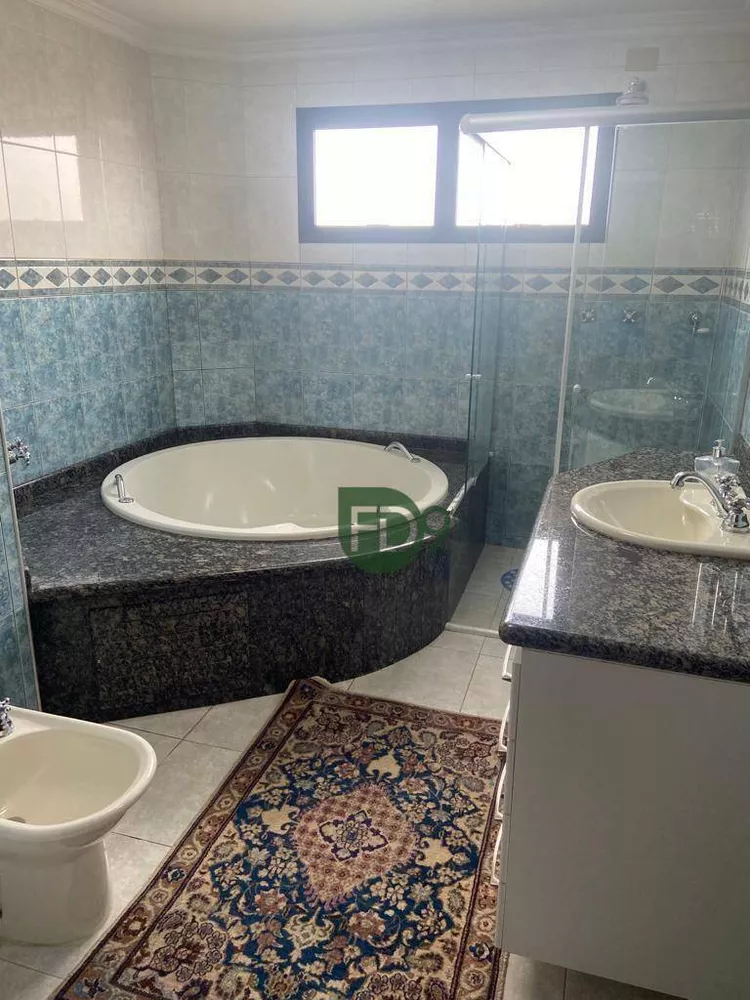 Apartamento, 3 quartos, 209 m² - Foto 10