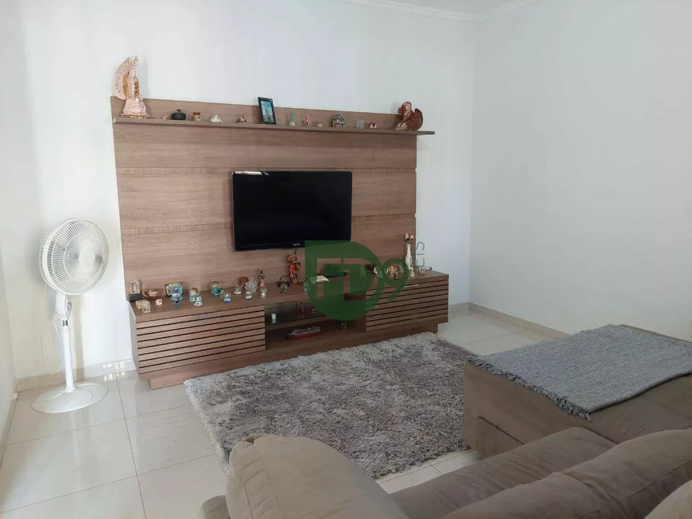 Casa à venda com 3 quartos, 163m² - Foto 3