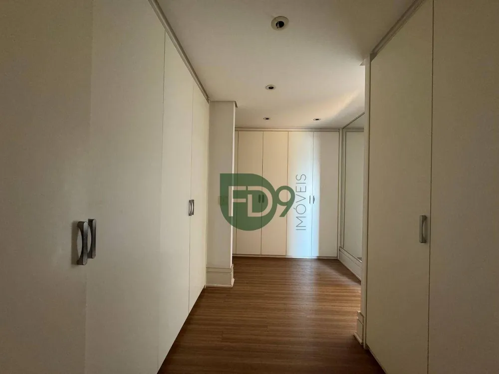 Apartamento, 3 quartos, 250 m² - Foto 4