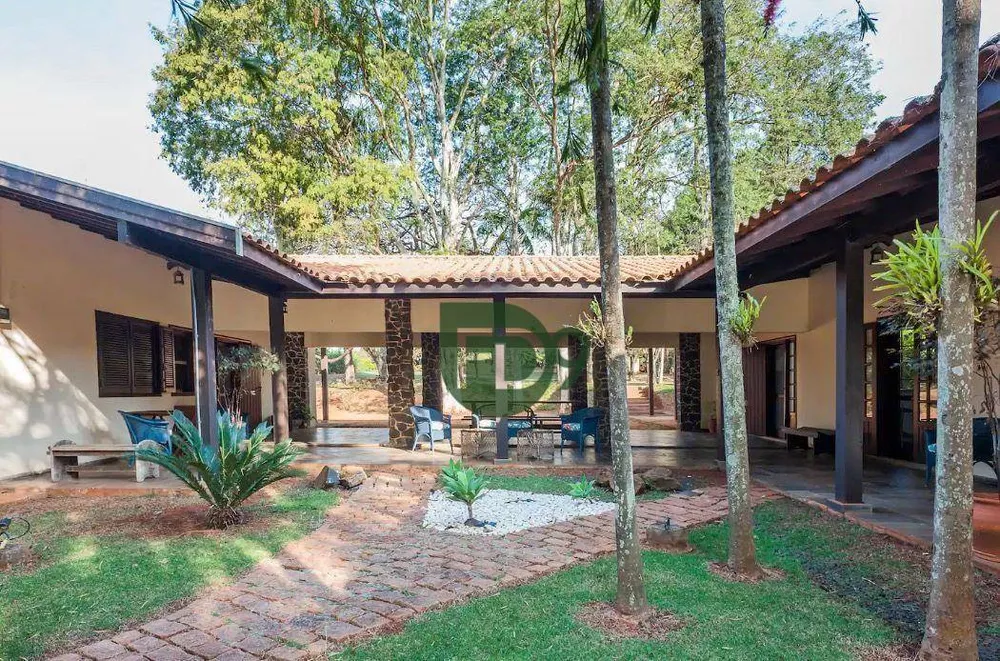 Chácara à venda com 5 quartos, 3000m² - Foto 4