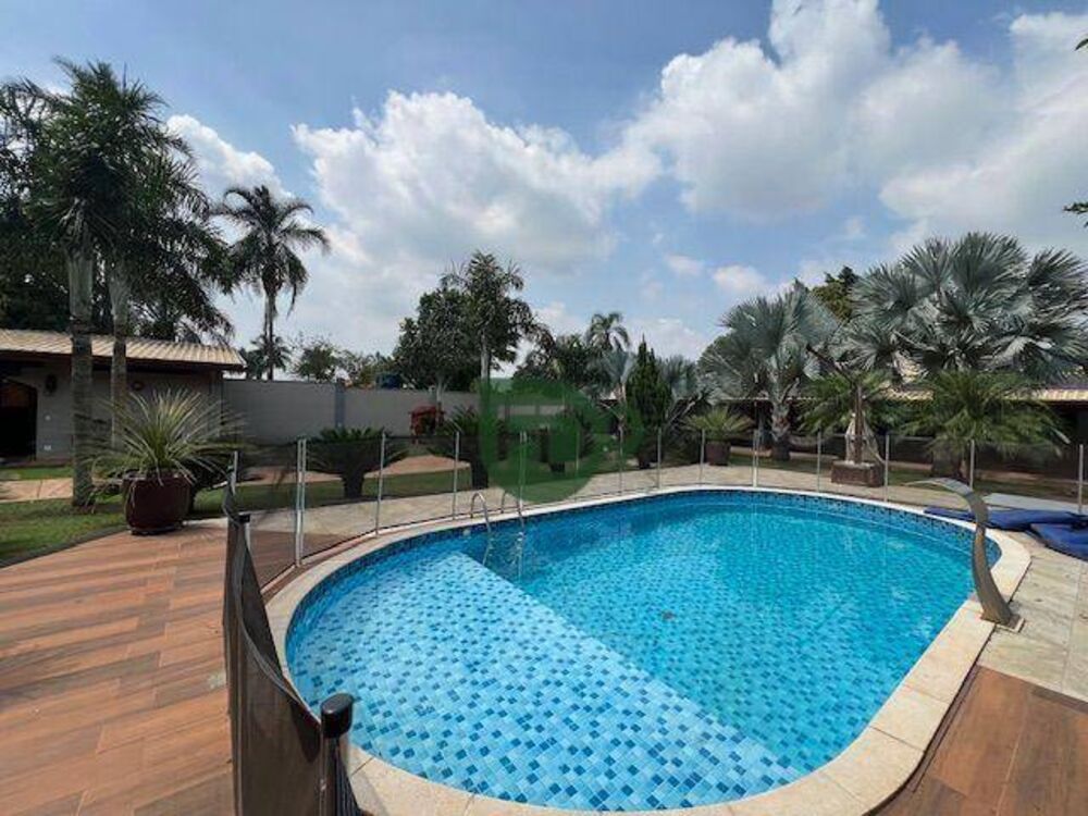 Chácara, 3 quartos, 1250 m² - Foto 1